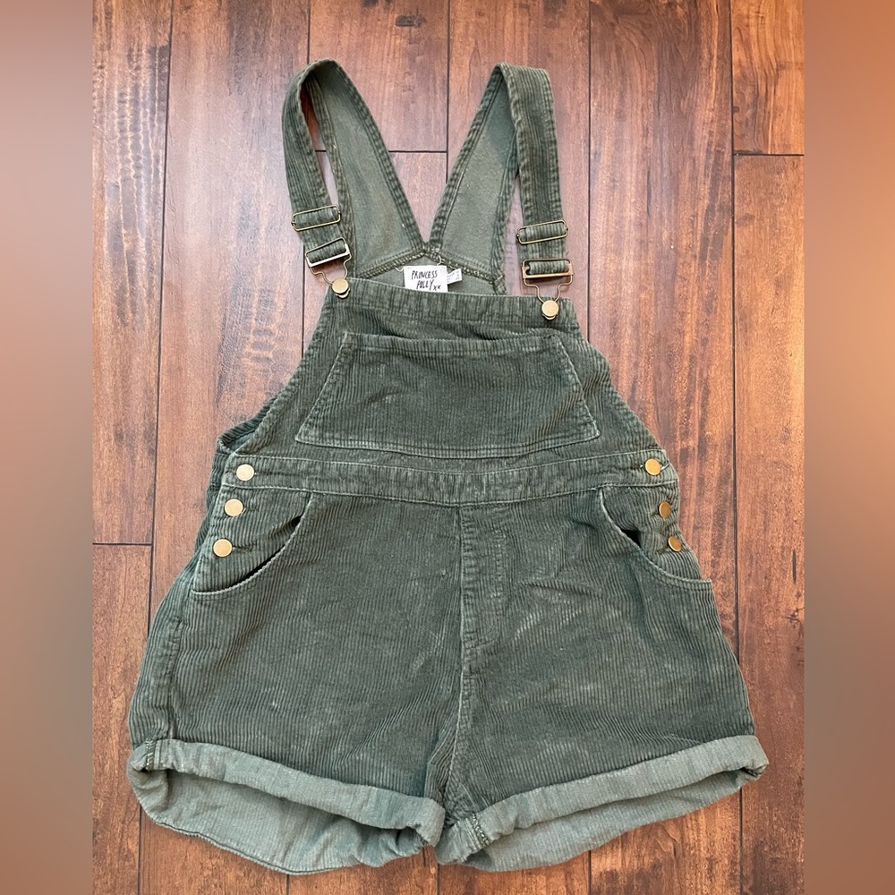 Princess Polly Kacey Short Overalls in Green Corduroy, size 8